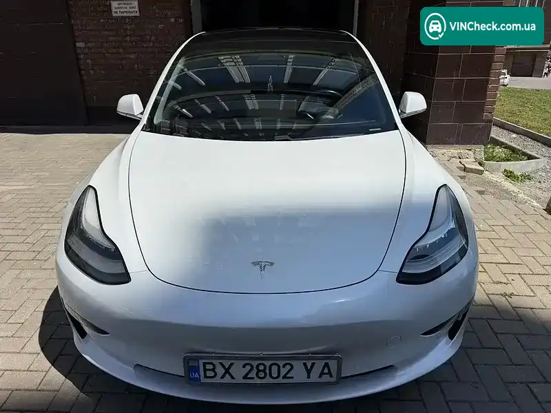 Tesla Model 3 2018, фото з оголошення 2 з 17, VIN 5YJ3E1EA2JF153097