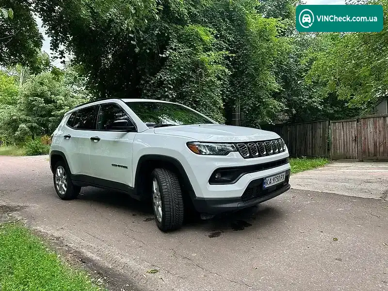 Jeep Compass 2023, фото з оголошення 2 з 20, VIN 3C4NJDFN5RT579970