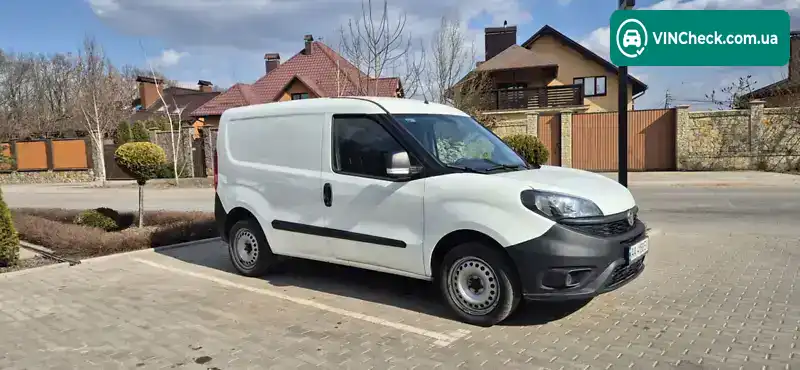 Fiat Doblo 2019, фото з оголошення 2 з 12, VIN ZFA26300006N14953