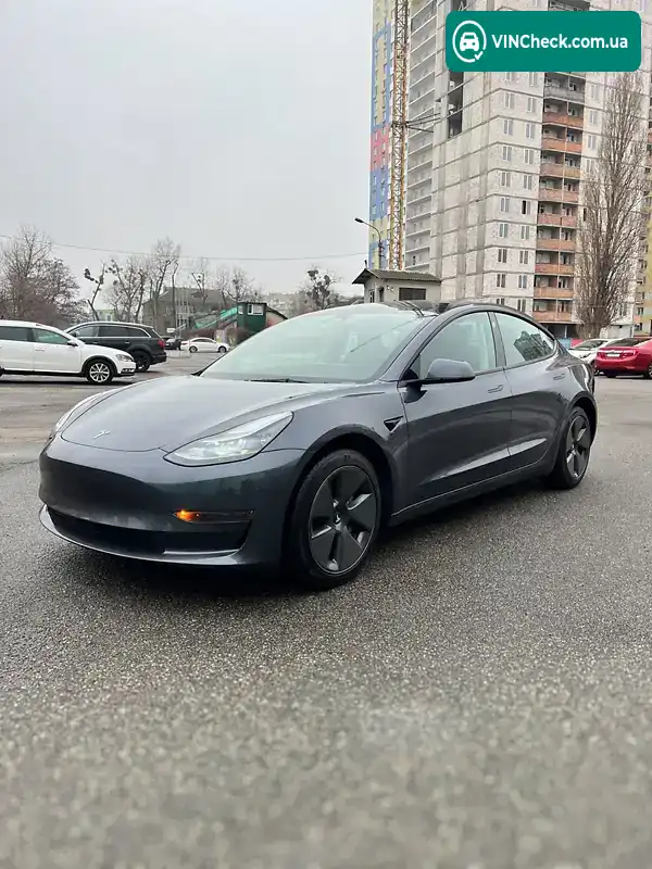 Tesla Model 3 2023, фото з оголошення 1 з 12, VIN 5YJ3E1EA5PF709170
