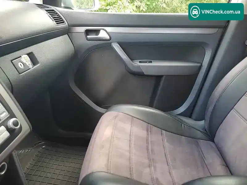 Volkswagen Touran 2008, фото з оголошення 1 з 20, VIN WVGZZZ1TZ8W062236