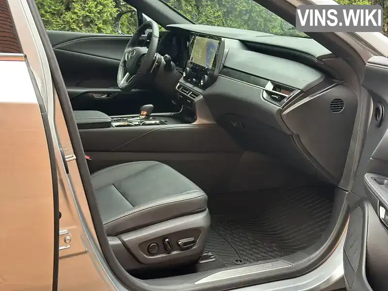 Lexus RX 2024, фото з оголошення 2 з 21, VIN 2T2BBMCA0RC043637