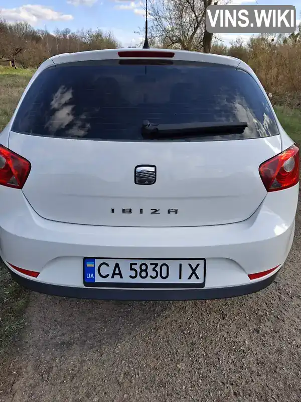SEAT Ibiza 2010, фото з оголошення 2 з 10, VIN VSSZZZ6JZBR103360