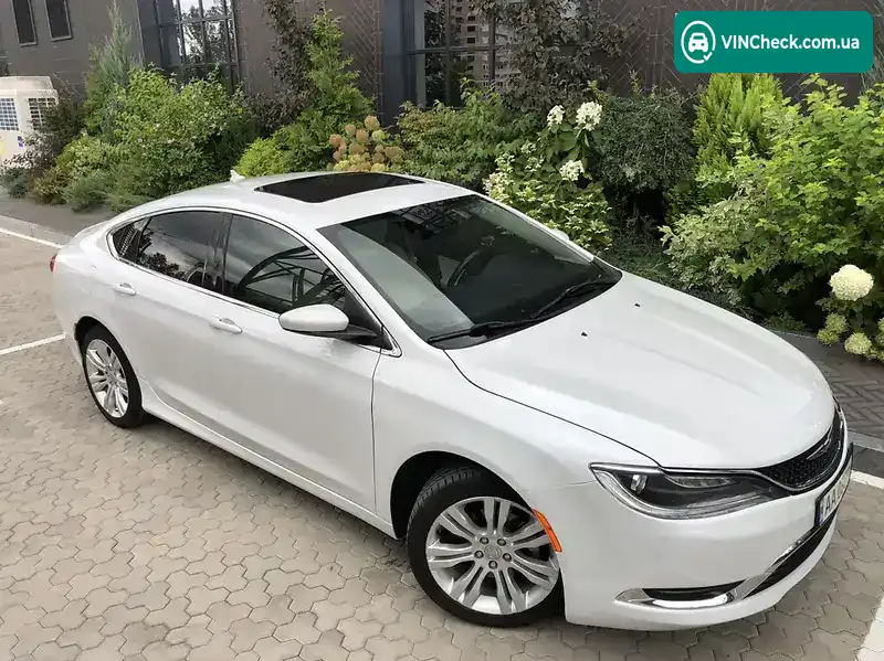 Chrysler 200 2015, фото з оголошення 1 з 20, VIN 1C3CCCAB0FN678267