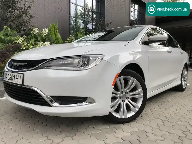 Chrysler 200 2015, фото з оголошення 2 з 20, VIN 1C3CCCAB0FN678267
