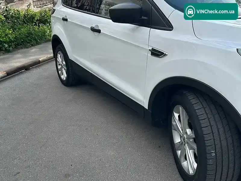 Ford Escape 2017, фото з оголошення 2 з 16, VIN 1FMCU0F75HUD60211