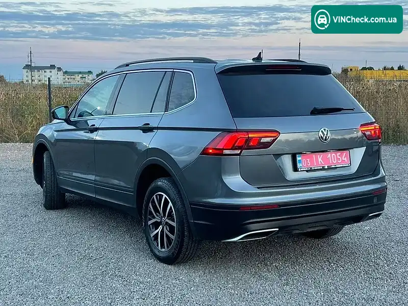 Volkswagen Tiguan 2019, фото з оголошення 2 з 20, VIN 3VV2B7AX8KM164718