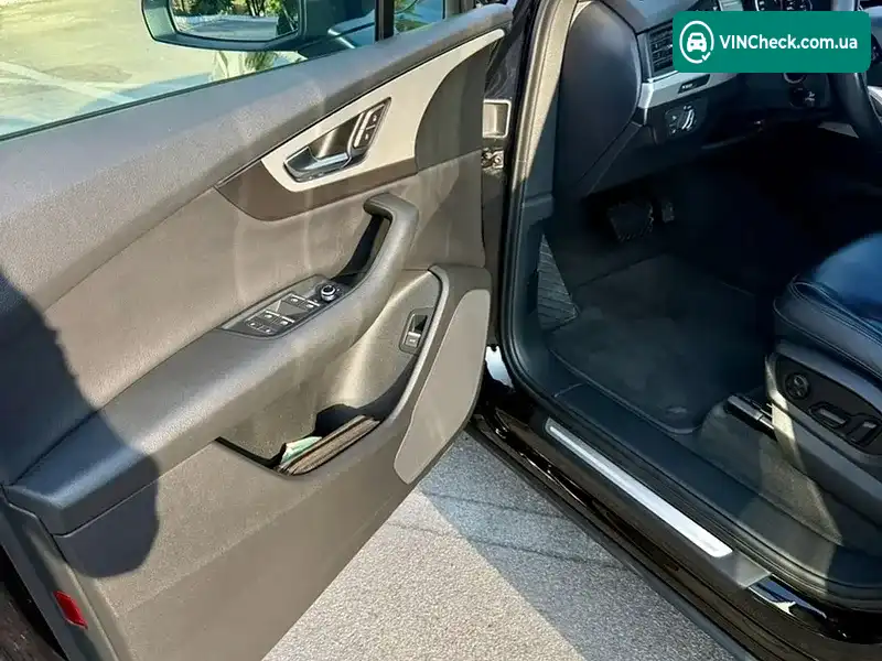 Audi Q7 2018, фото з оголошення 1 з 20, VIN WAUZZZ4MXKD001454