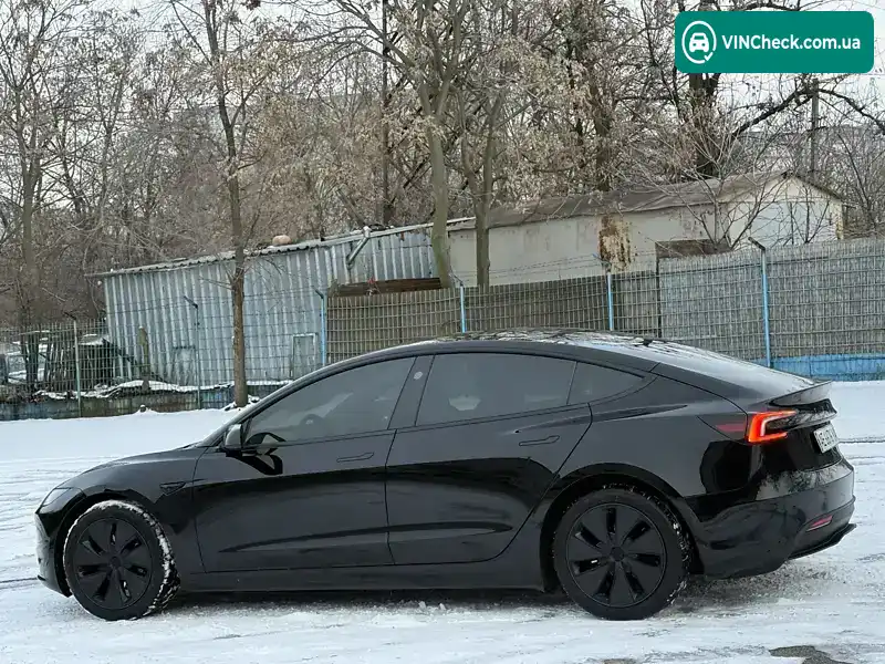 Tesla Model 3 2024, фото з оголошення 2 з 21, VIN 5YJ3E1EA4RF725623