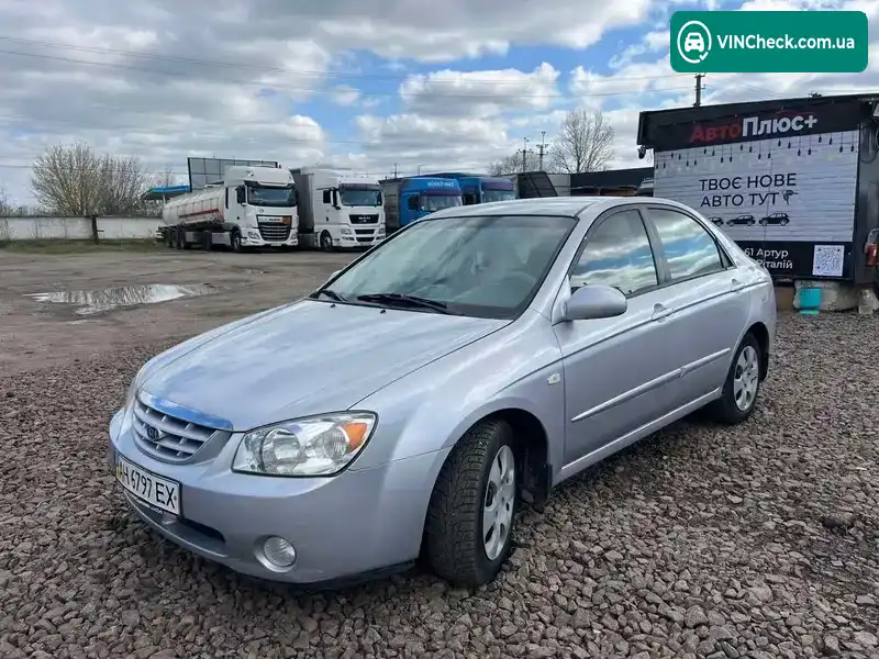 Kia Cerato 2005, фото з оголошення 1 з 10, VIN KNEFE222255127911