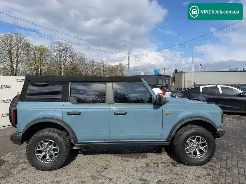 Ford Bronco 2021, фото з оголошення 2 з 21, VIN 1FMEE5DH3MLA79250
