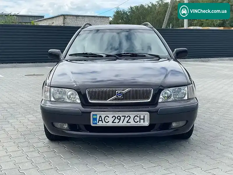 Volvo V40 2000, фото з оголошення 1 з 11, VIN YV1VW17K21F618649