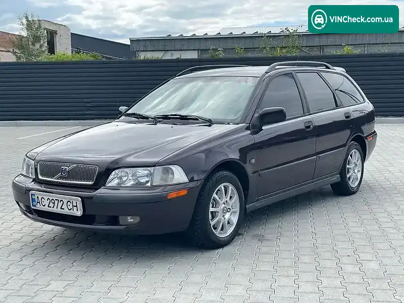Volvo V40 2000, фото з оголошення 2 з 11, VIN YV1VW17K21F618649