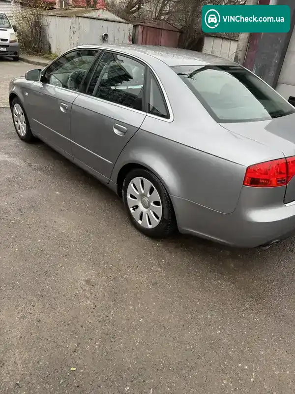 Audi A4 2005, фото з оголошення 2 з 14, VIN WAUZZZ8E25A490005