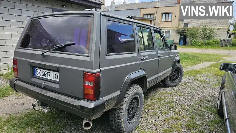Jeep Cherokee 1992, фото з оголошення 2 з 21, VIN 4J4FJB8S9NL209597