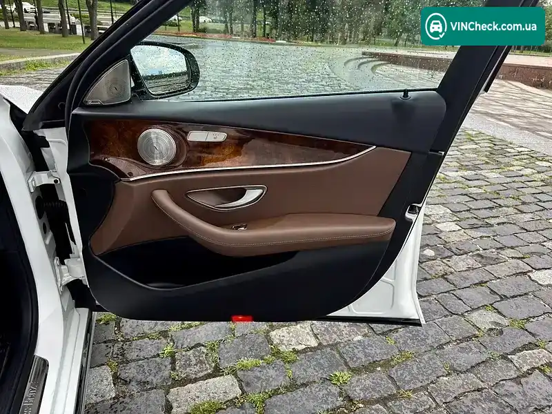 Mercedes-Benz E-Class 2016, фото з оголошення 2 з 20, VIN WDD2130421A001421