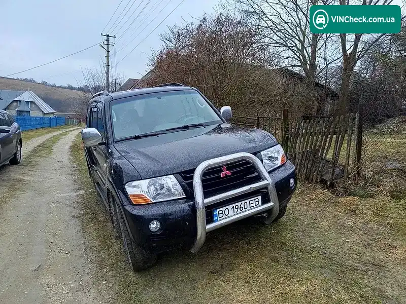 Mitsubishi Pajero 2005, фото з оголошення 1 з 10, VIN JMYLRV73W5J704610