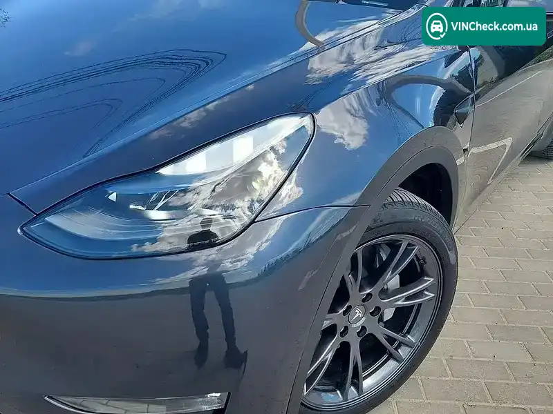 Tesla Model Y 2024, фото з оголошення 1 з 21, VIN 7SAYGDED0SA339086