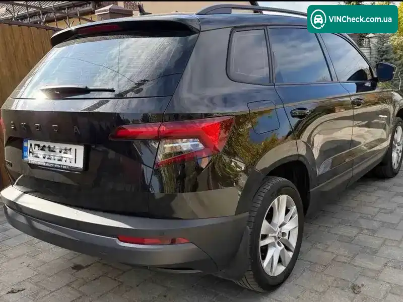 Skoda Karoq 2021, фото з оголошення 2 з 16, VIN TMBJC6NU7MB250159