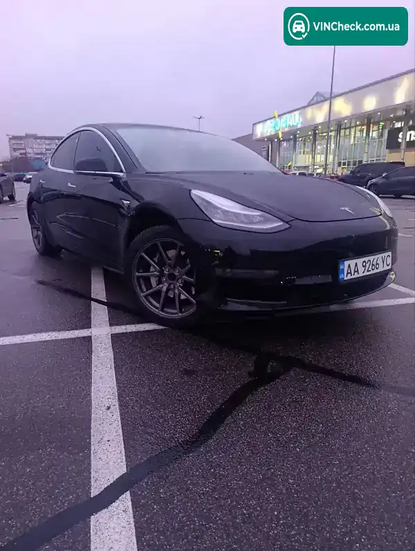 Tesla Model 3 2020, фото з оголошення 2 з 13, VIN 5YJ3E1EA6LF662080