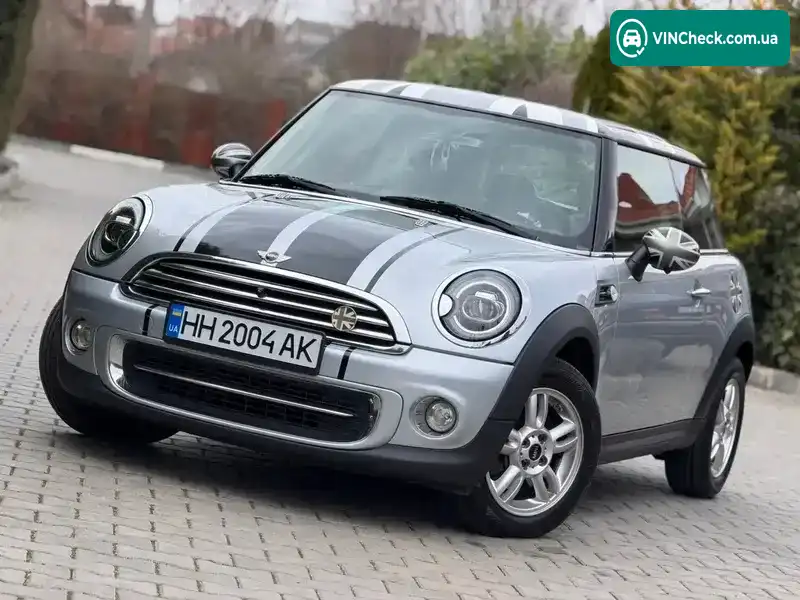 MINI Hatch 2010, фото з оголошення 1 з 20, VIN WMWSU31010T018953