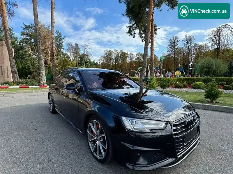 Audi A4 2019, фото з оголошення 2 з 20, VIN WAUZZZF48KA083604