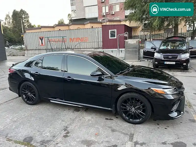 Toyota Camry 2017, фото з оголошення 2 з 17, VIN 4T1B61HK3JU045037