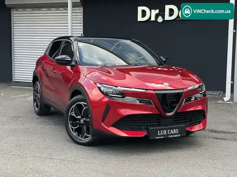 Alfa Romeo Junior 2024, фото з оголошення 1 з 21, VIN ZAANAVA5XRJA01461
