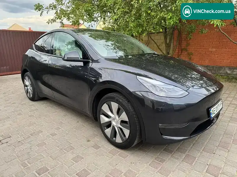 Tesla Model Y 2024, фото з оголошення 1 з 8, VIN 7SAYGDEE6RF201154