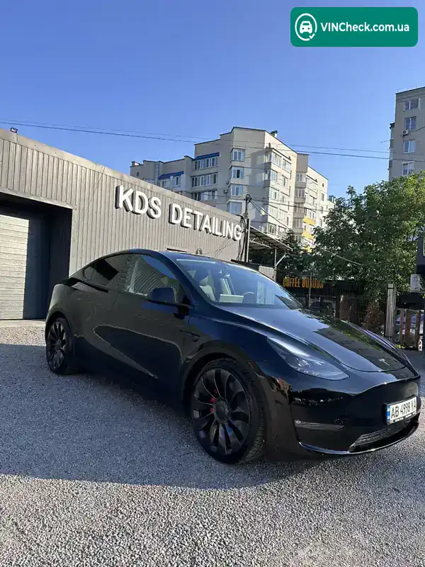 Tesla Model Y 2023, фото з оголошення 1 з 16, VIN 7SAYGDEF6PF863399