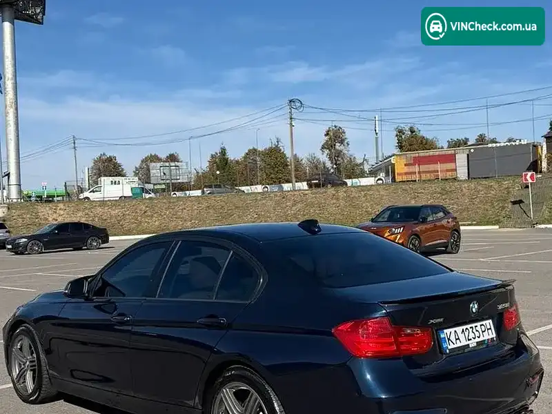 BMW 3 Series 2013, фото з оголошення 2 з 18, VIN WBA3B5C51EP542845