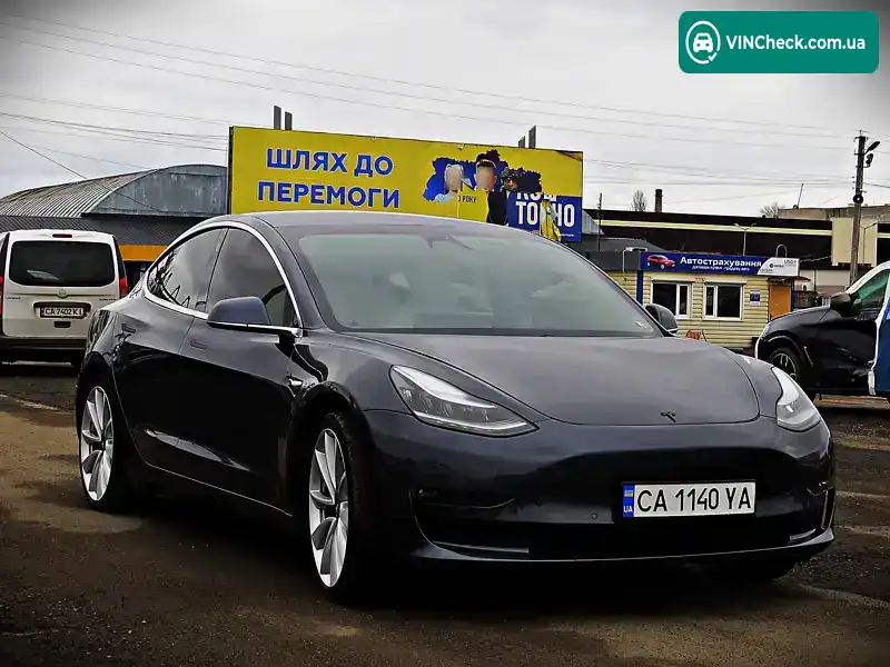 Tesla Model 3 2019, фото з оголошення 2 з 15, VIN 5YJ3E1EB7KF393451