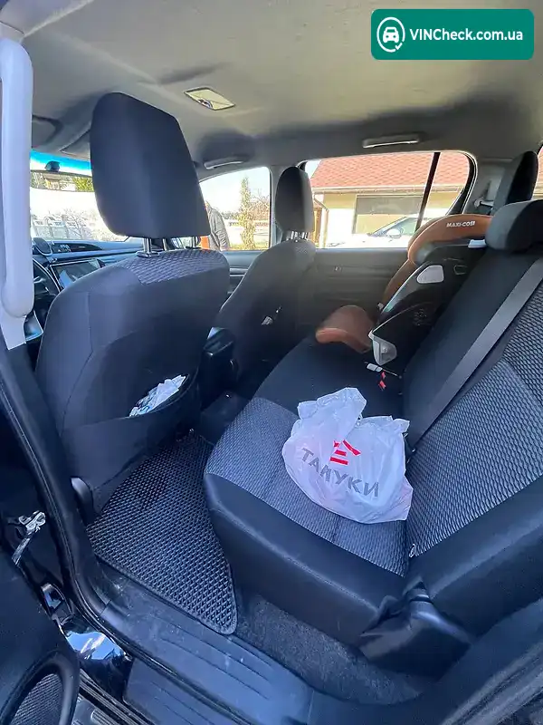 Toyota Hilux 2017, фото з оголошення 2 з 20, VIN MR0KB3CD000901454