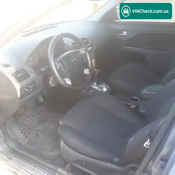 Ford Mondeo 2004, фото з оголошення 2 з 11, VIN WF05XXGBB54A44775