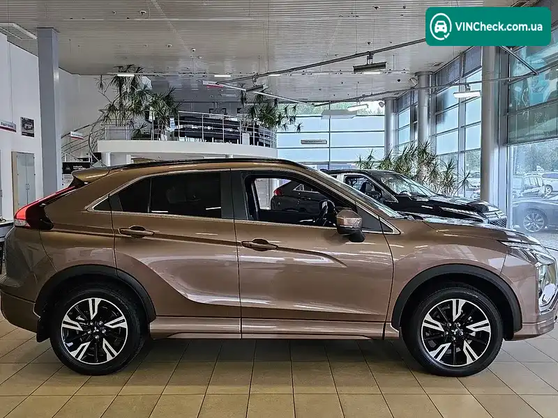 Mitsubishi Eclipse Cross 2025, фото з оголошення 2 з 20, VIN JMBXTGK1WSZ000125