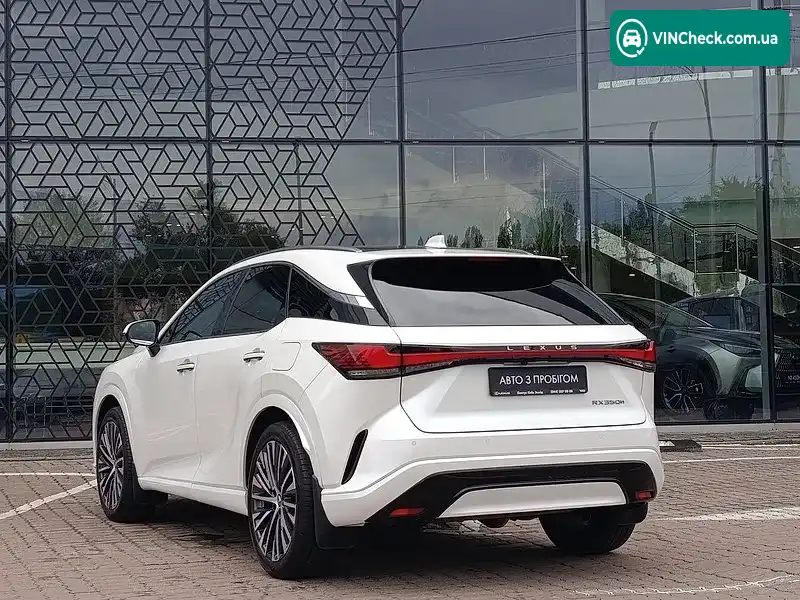 Lexus RX 2023, фото з оголошення 2 з 10, VIN JTJCNBJA002002351