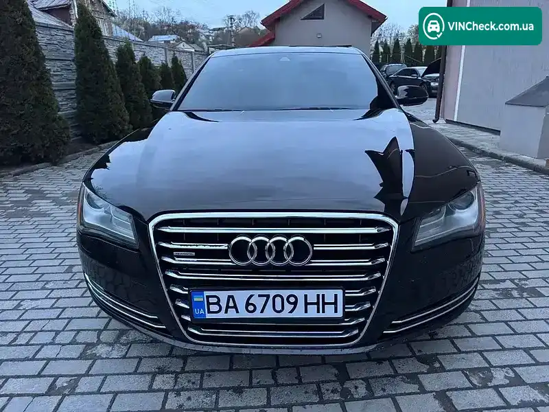 Audi A8 2012, фото з оголошення 2 з 21, VIN WAUAGAFD0DN016009