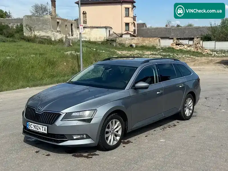 Skoda Superb 2019, фото з оголошення 2 з 20, VIN TMBJH7NP4K7059798