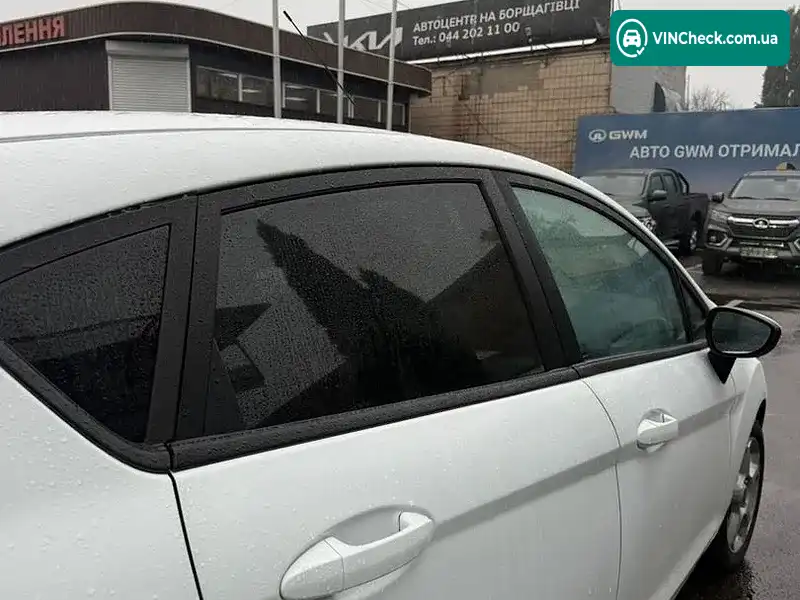 Ford Fiesta 2011, фото з оголошення 2 з 14, VIN WF0JXXGAJJBL65750