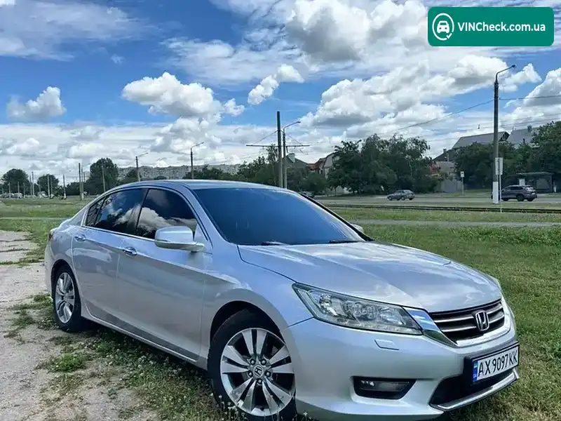 Honda Accord 2013, фото з оголошення 2 з 20, VIN 1HGCR2670EA700541