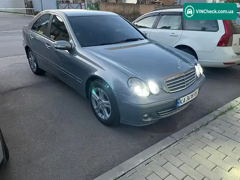 Mercedes-Benz C-Class 2005, фото з оголошення 1 з 17, VIN WDB2030071F746872