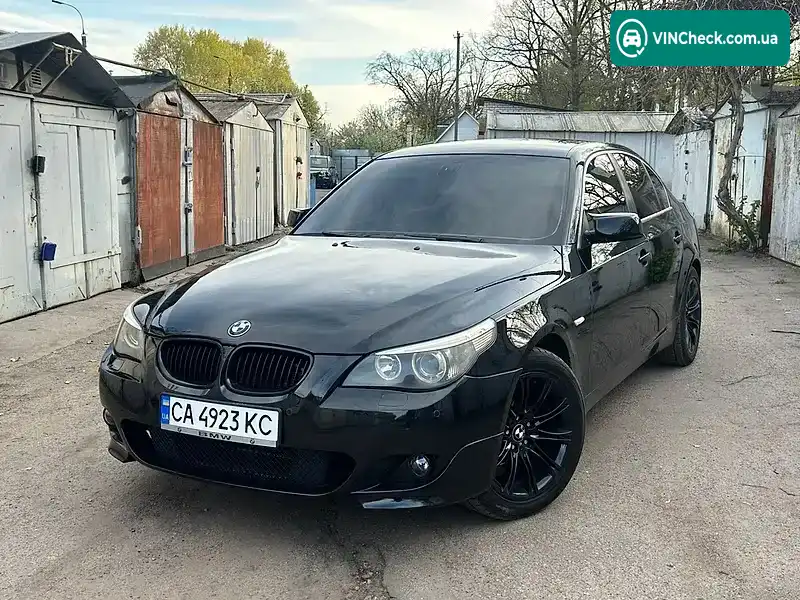 BMW 5 Series 2006, фото з оголошення 2 з 21, VIN WBANE31030B958218