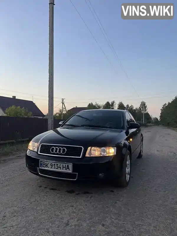 Audi A4 2002, фото з оголошення 2 з 9, VIN WAUZZZ8E72A255515