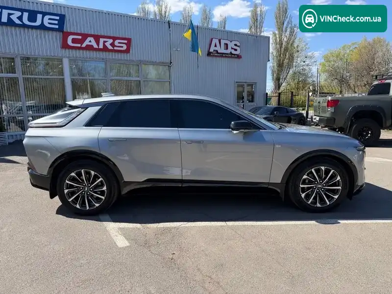 Cadillac Lyriq 2024, фото з оголошення 1 з 20, VIN 1GYKPVRL6RZ139440