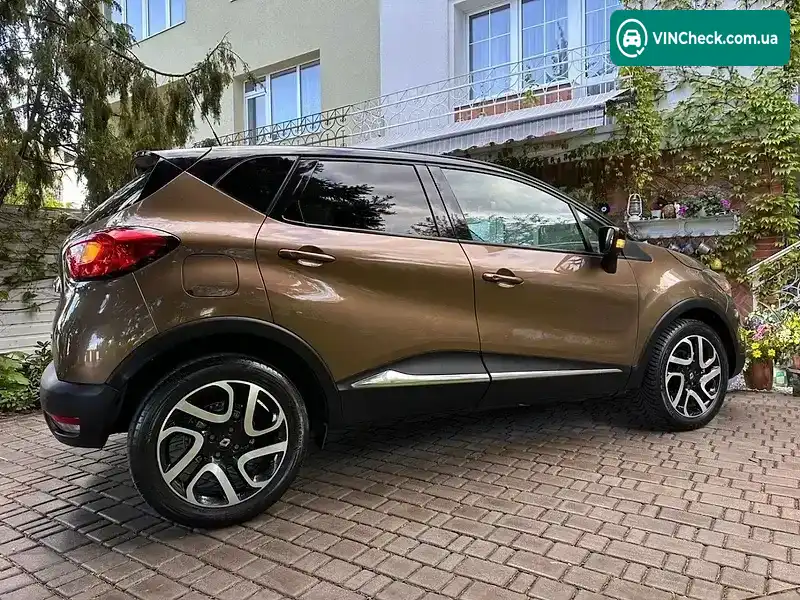 Renault Captur 2016, фото з оголошення 2 з 21, VIN VF12RAU1D55378408