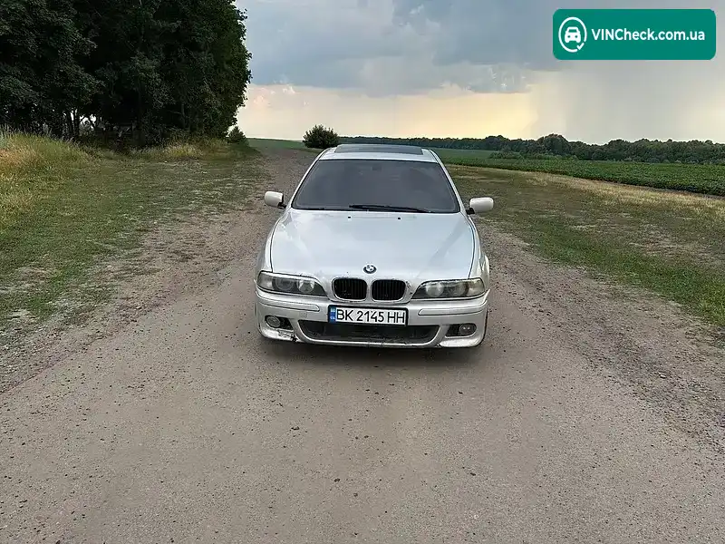 BMW 5 Series 2000, фото з оголошення 2 з 15, VIN WBADL810X0GX35384