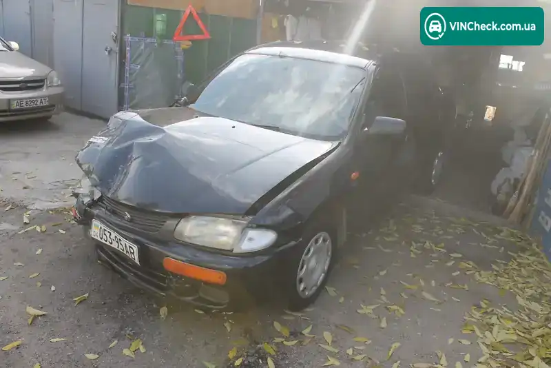 Mazda 323 1996, фото з оголошення 1 з 6, VIN JMZBA12P200390128