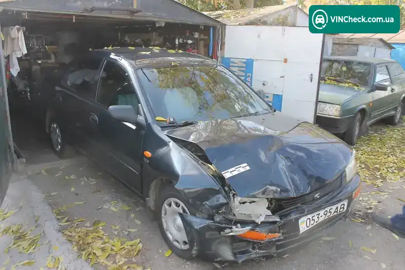 Mazda 323 1996, фото з оголошення 2 з 6, VIN JMZBA12P200390128