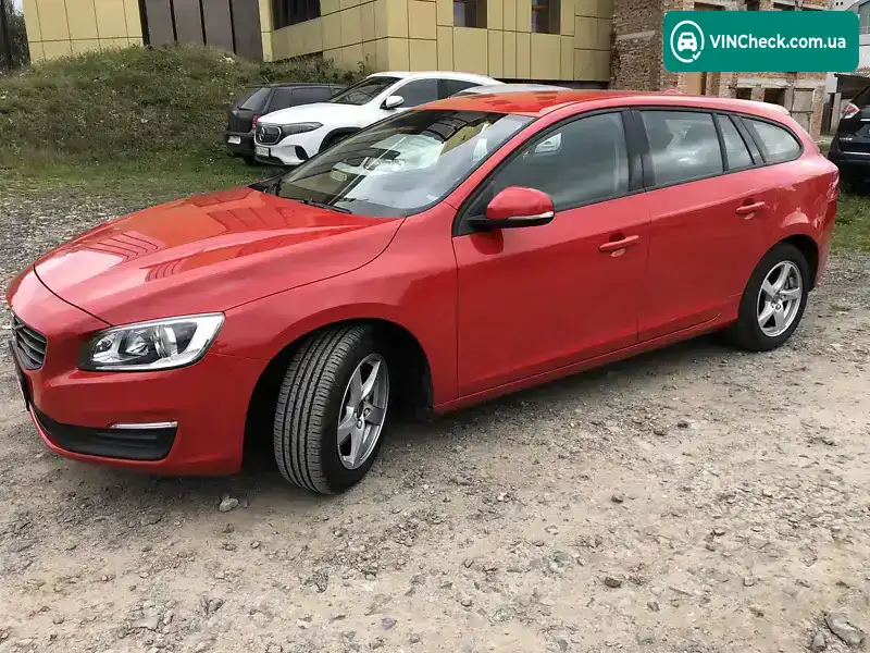 Volvo V60 2015, фото з оголошення 2 з 20, VIN YV1FWA881G1285758