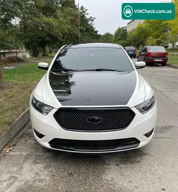 Ford Taurus 2018, фото з оголошення 2 з 21, VIN 1FAHP2J86JG135853